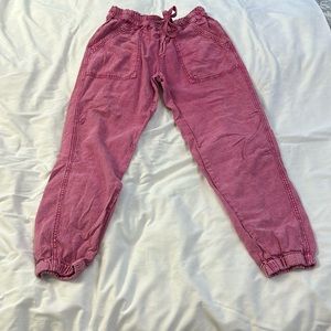Good condition, by Anthropologie pink cargo pants, size XS